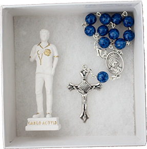 Carlo Acutis statue and decade rosary set